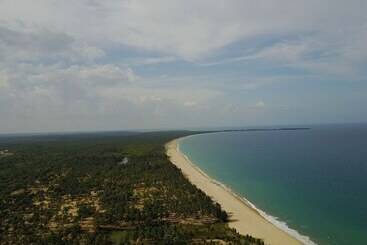 هتل Karpaha Sands