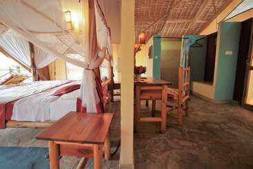 هتل Manyatta Camp