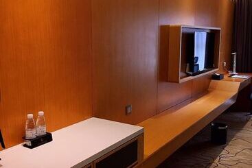 酒店 New Beacon Airport International