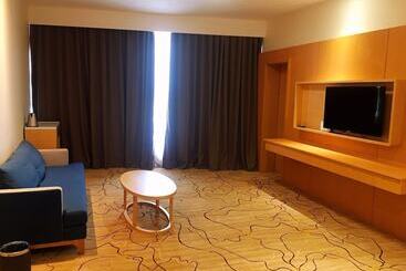 酒店 New Beacon Airport International