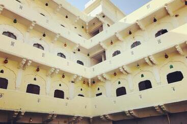 هتل Saba Haveli