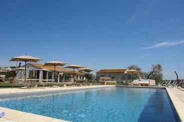 تختخواب و صبحانه Agriturismo Sweet Cottage