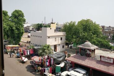 هتل Central