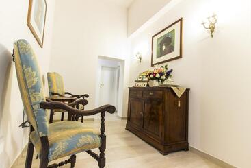 Palazzo D Auria Apart