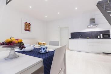 Palazzo D Auria Apart
