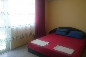 膳宿费 Guest House Angelina