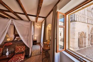 پانسیون Luxury Rooms Contessa Vitali