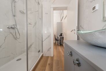 پانسیون Zara Palace   Design Rooms