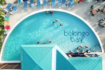 Bolongo Bay Beach Resort