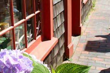 هتل 1802 House Bed And Breakfast