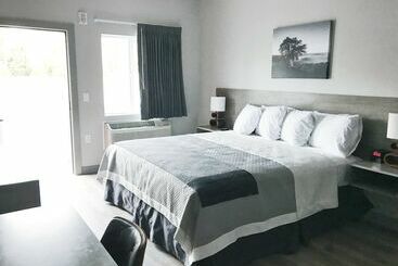 هتل Airport Inn