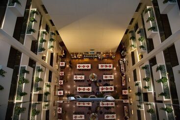 هتل Aravi Dubai