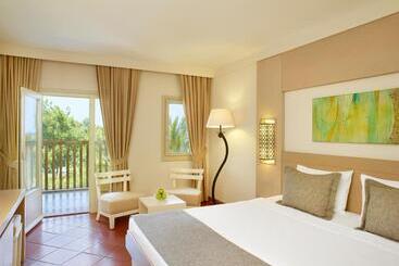 هتل Hapimag Resort Sea Garden
