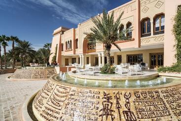 هتل Palm Beach Palace Tozeur