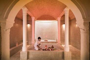 هتل Palm Beach Palace Tozeur