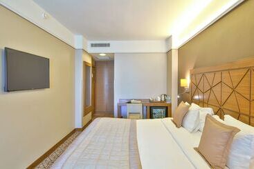 酒店 Ramada By Wyndham İstanbul Taksim