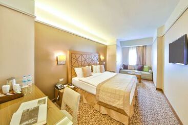酒店 Ramada By Wyndham İstanbul Taksim