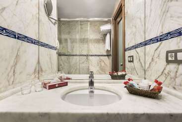 酒店 Ramada By Wyndham İstanbul Taksim
