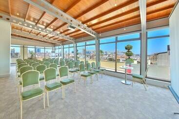 酒店 Ramada By Wyndham İstanbul Taksim