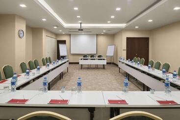 酒店 Ramada By Wyndham İstanbul Taksim