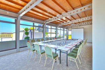 酒店 Ramada By Wyndham İstanbul Taksim