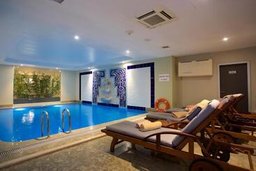 酒店 Ramada By Wyndham İstanbul Taksim