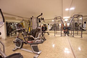 酒店 Ramada By Wyndham İstanbul Taksim
