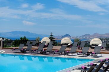 هتل Ramada Resort By Wyndham Bodrum