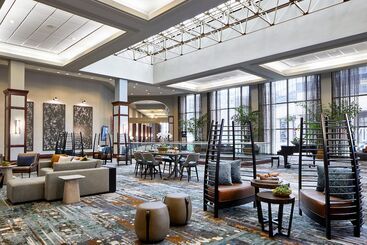 هتل Renaissance Mobile Riverview Plaza