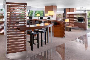 هتل Sheraton Istanbul Ataköy