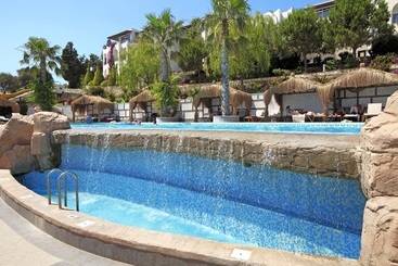Kadikale Resort