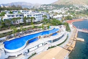 Kadikale Resort - Turgutreis