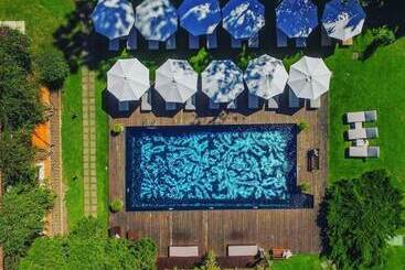 استراحتگاه Barradas Parque Hotel & Spa
