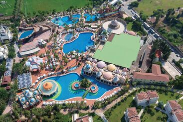 استراحتگاه Kamelya Aishen Club & Aqua Ultra All Inclusive Kids Concept