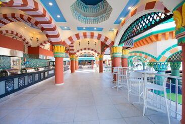 استراحتگاه Kamelya Aishen Club & Aqua Ultra All Inclusive Kids Concept