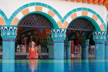 استراحتگاه Kamelya Aishen Club & Aqua Ultra All Inclusive Kids Concept