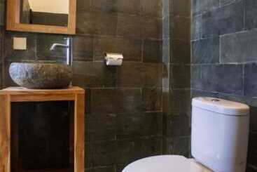 Draper Startup House For Entrepreneurs   Hostel