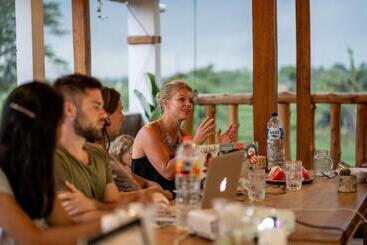 Draper Startup House For Entrepreneurs   Hostel