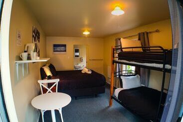 هاستل Tombstone Motel, Lodge & Backpackers