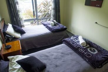 هاستل Tombstone Motel, Lodge & Backpackers