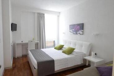 B&b White Con Parcheggio Privato