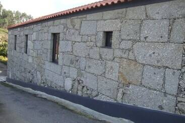 کلبه Casa De Riba Dão   Arcos De Valdevez