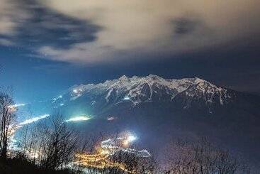 Hills Polyana Hotel & Spa