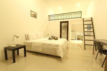 پانسیون Canggu Beach Inn