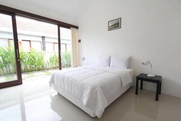 پانسیون Canggu Beach Inn