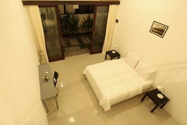 پانسیون Canggu Beach Inn