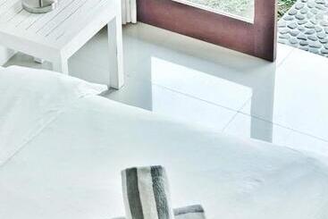 پانسیون Canggu Beach Inn