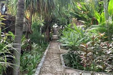 پانسیون Gili Welldone Guesthouse