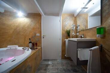پانسیون Starhome Navona