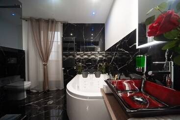 پانسیون Starhome Navona